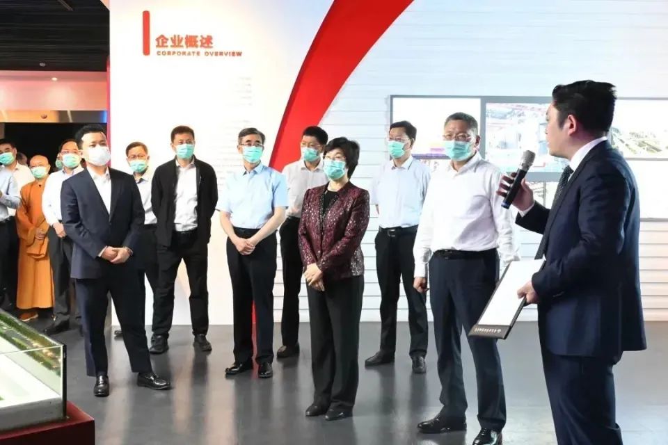 省政协主席张义珍率住苏全国政协委员来菲律宾欧博(股份)有限公司官网参观调研